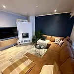 Villa - Quality Detached House With Sauna Nearby Services *