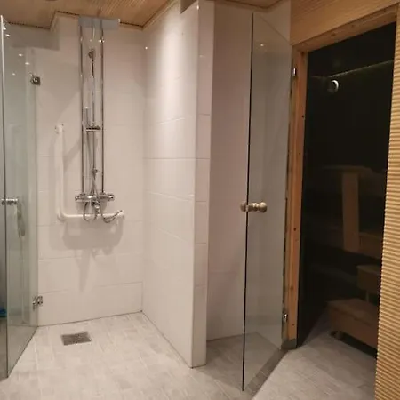 - Quality Detached House With Sauna Nearby Services Villa
