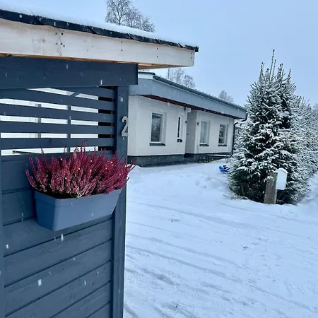 - Quality Detached House With Sauna Nearby Services Vila *